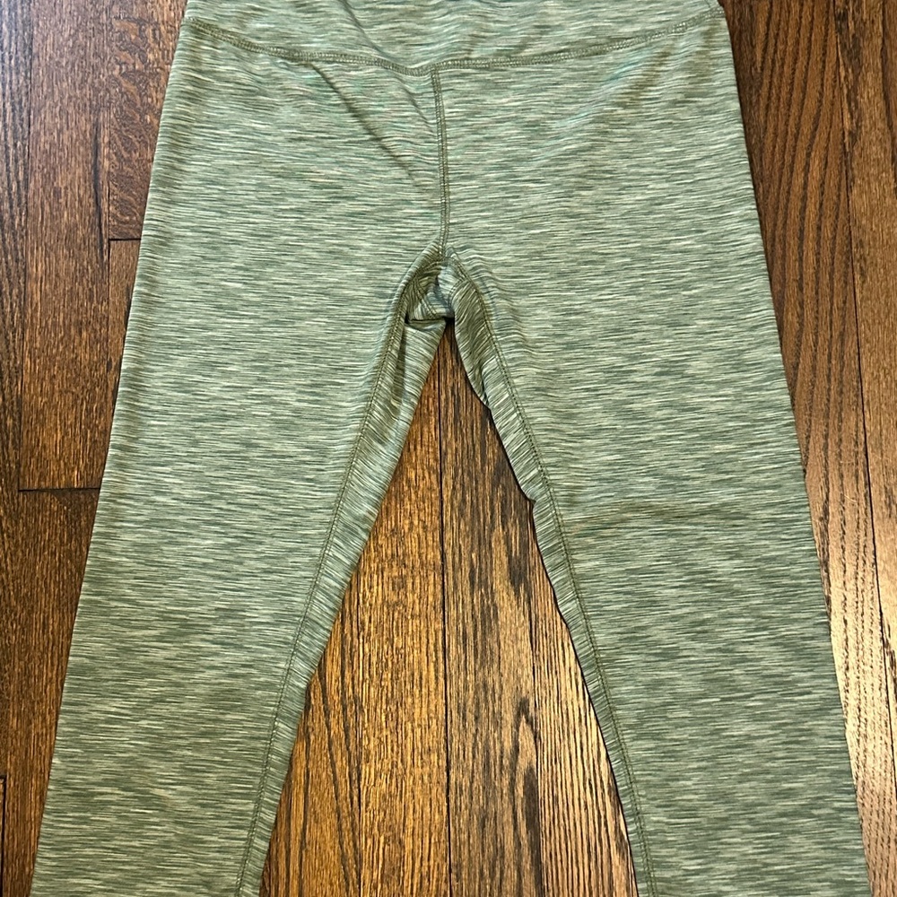 Green Leggings Capris Athletic